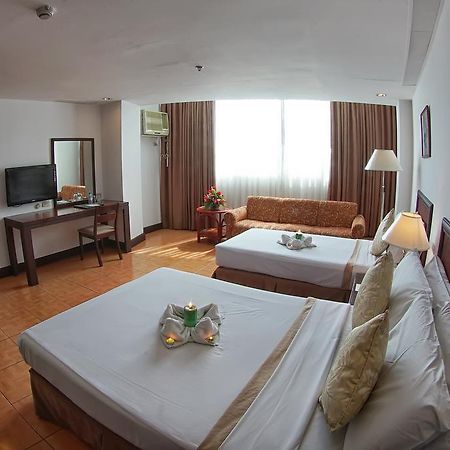 Rajah Park Hotel By Hiverooms Cebu Zewnętrze zdjęcie